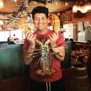 Meet your Posher, Alex